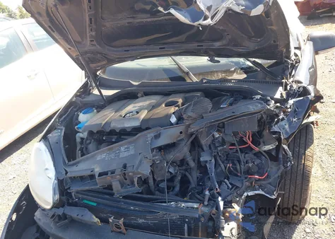 2007 Volkswagen Rabbit 4-Door from USA, damaged, VIN WVWDR91K67W019848